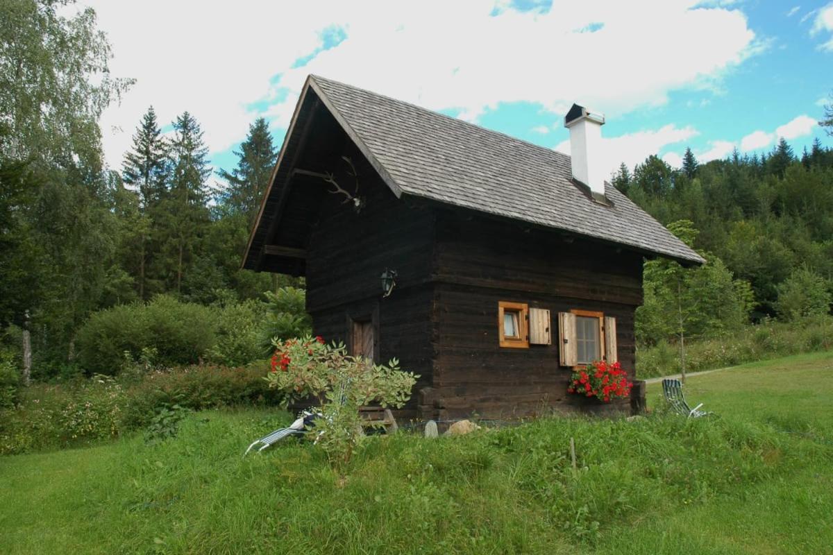 Huette Zum Verlieben Gurk Екстериор снимка